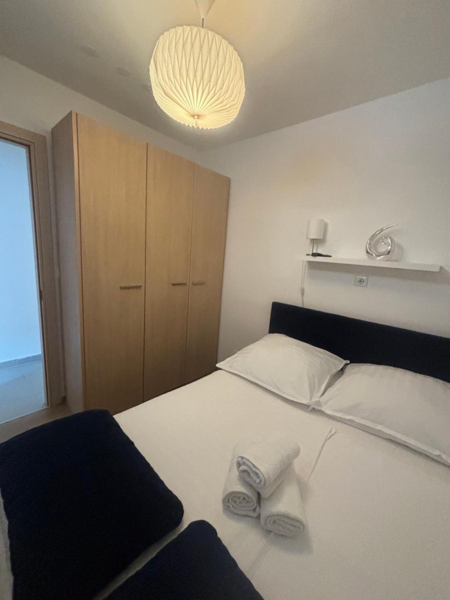 Apartment Dalmatinos Split Znjan Bagian luar foto