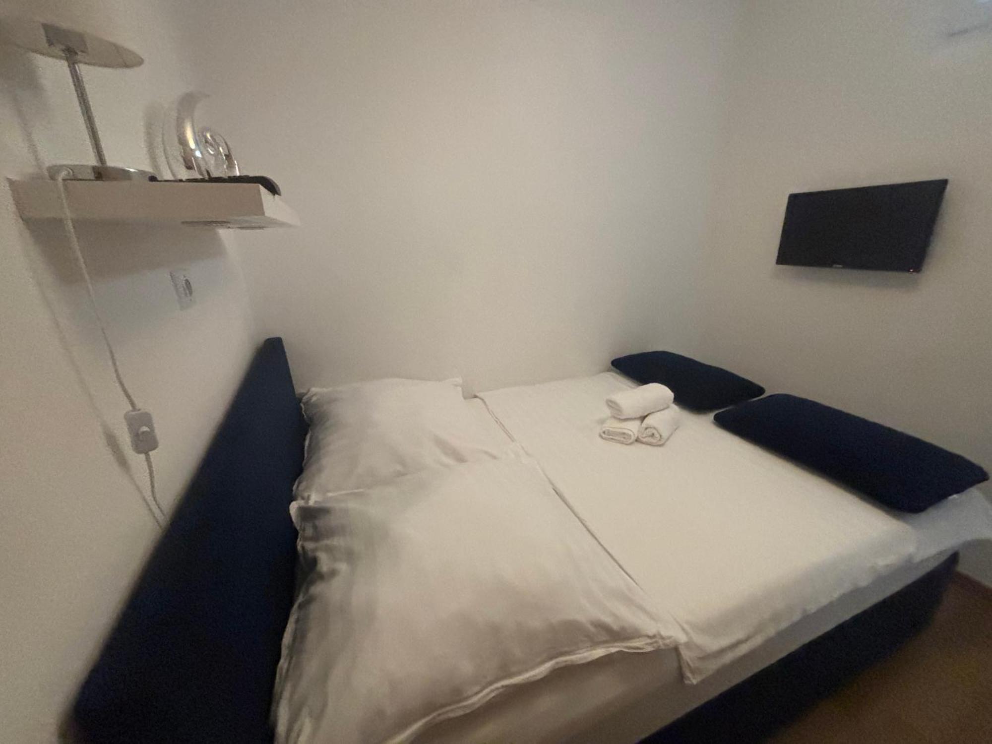 Apartment Dalmatinos Split Znjan Bagian luar foto