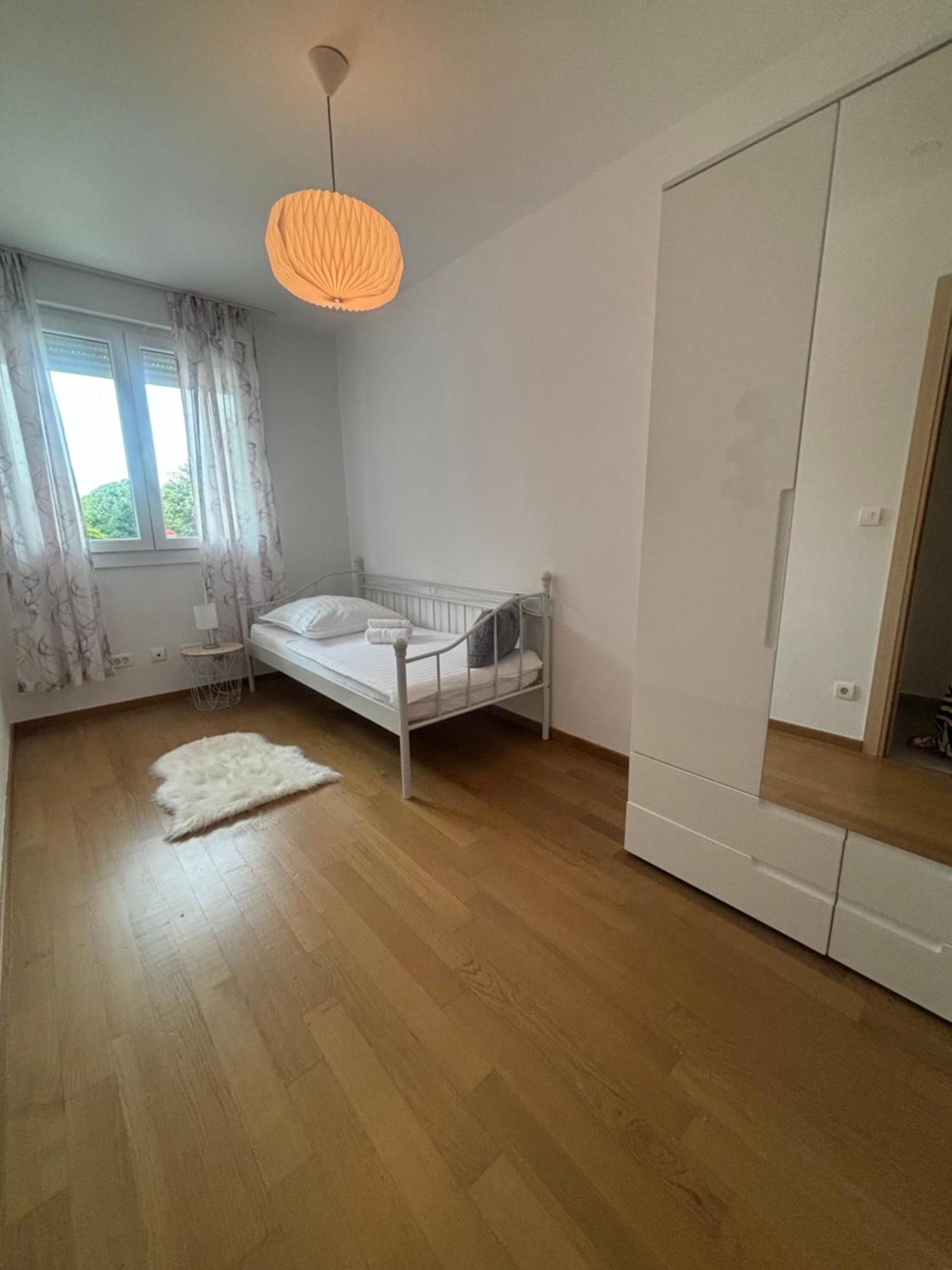 Apartment Dalmatinos Split Znjan Bagian luar foto